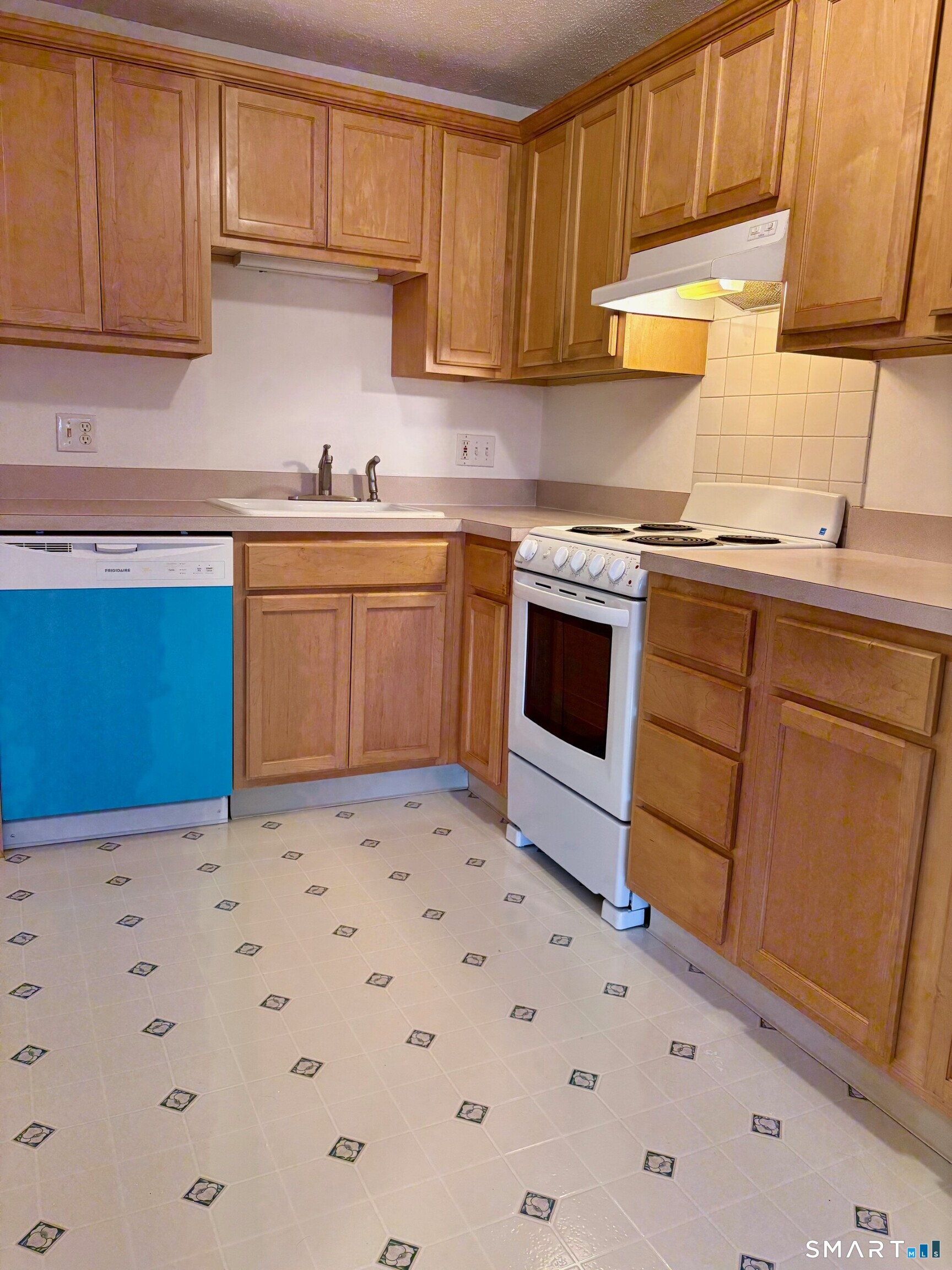 204 Towne House Road 204