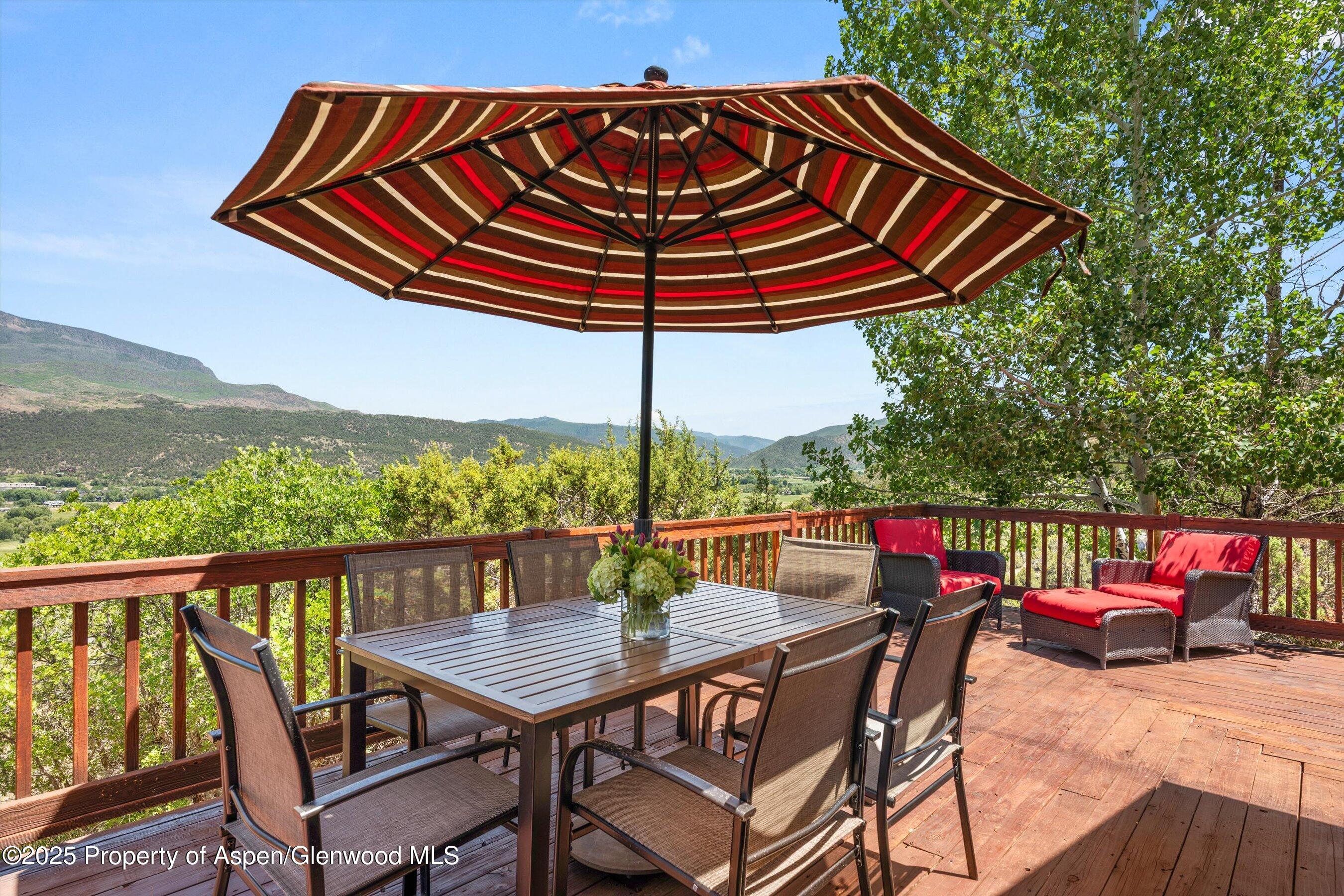 1436 Hooks Spur Road