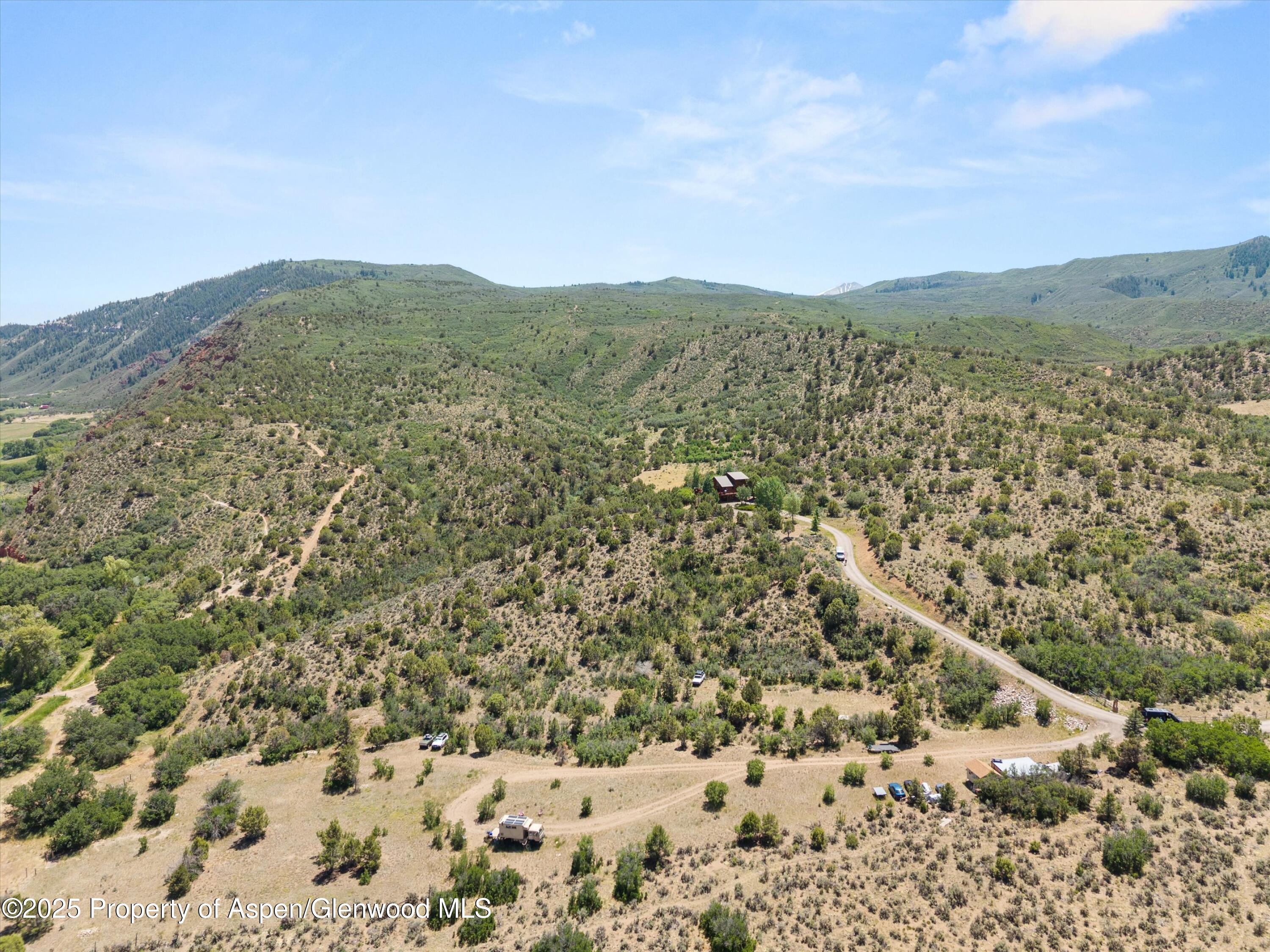 1436 Hooks Spur Road