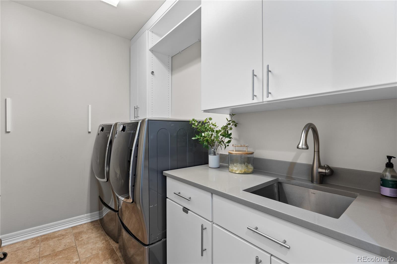 10769 Sundial Rim Road