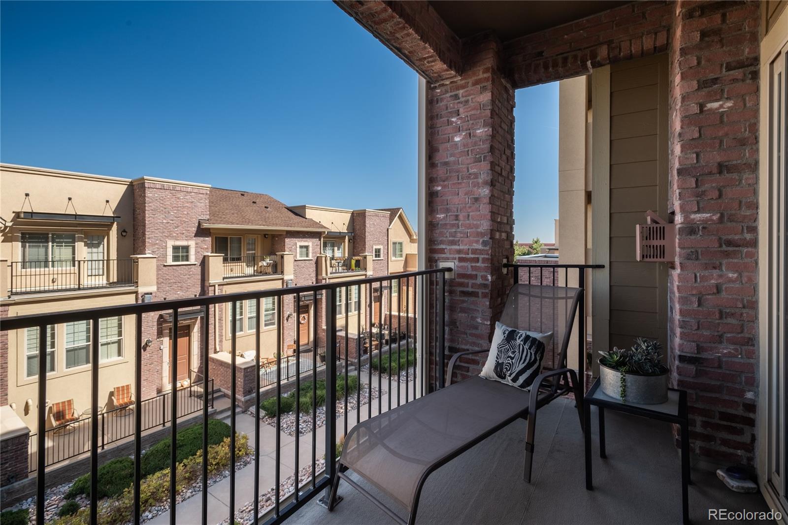 1062 Rockhurst Drive Unit: 202