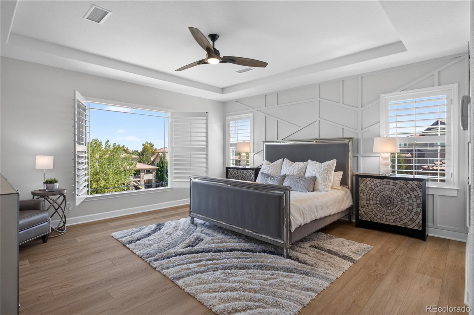 255 Maplehurst Point