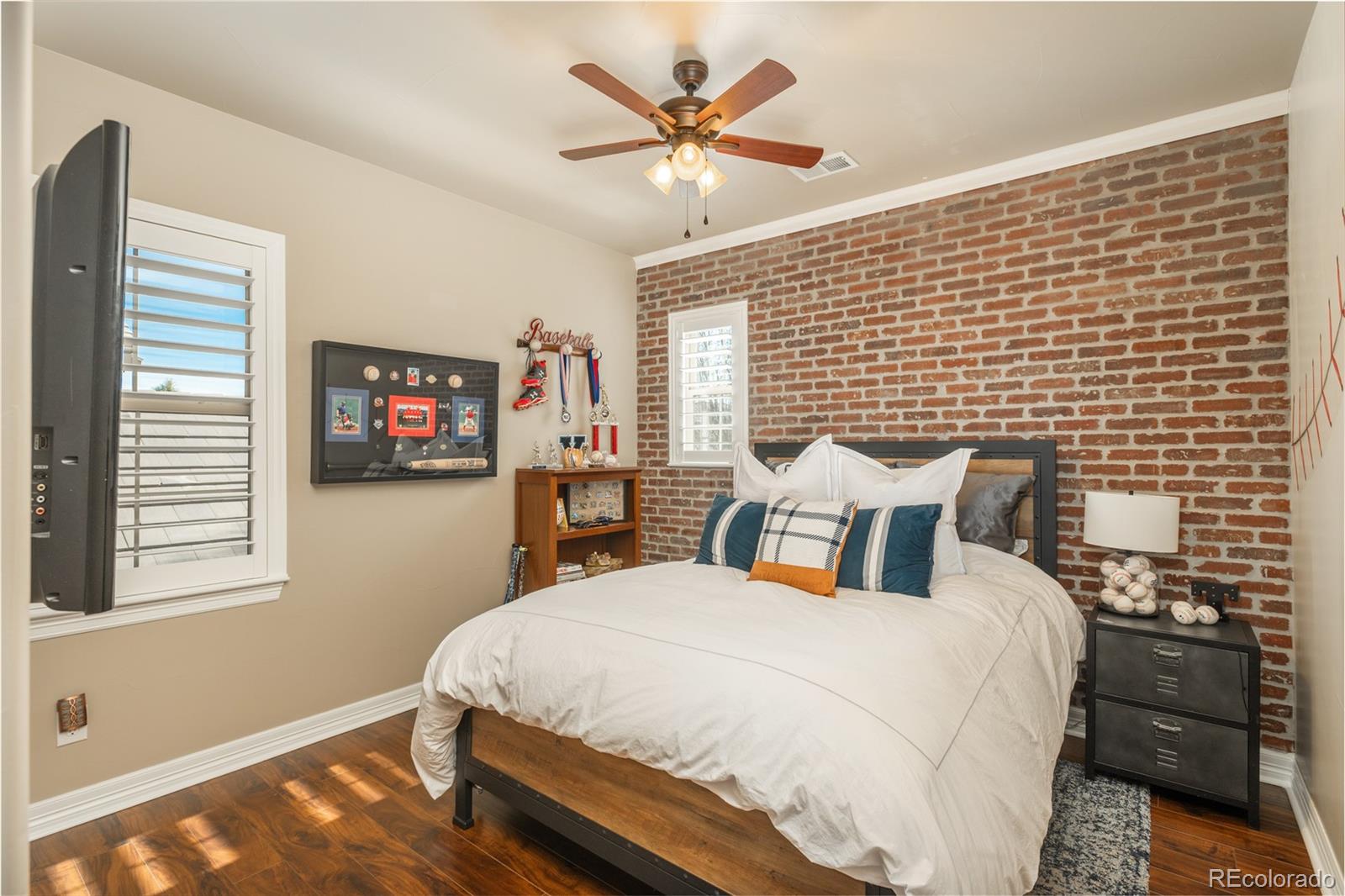 10622 Autumnsong Court