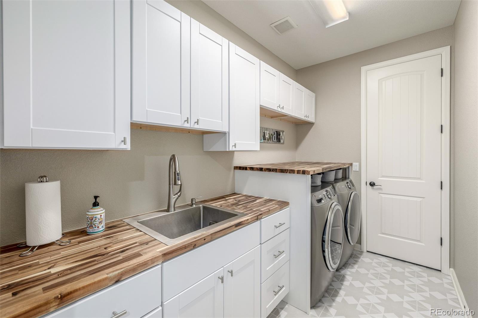 14258 Greenfield Loop