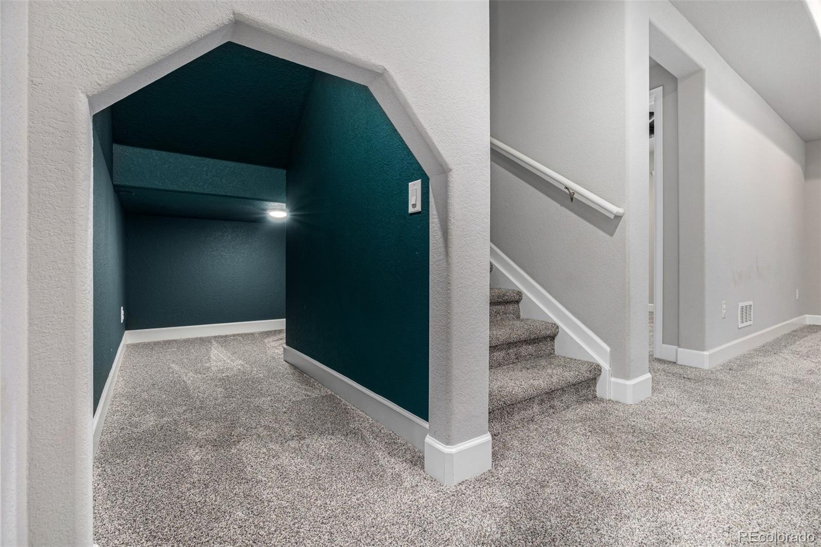 12595 W 8th Place