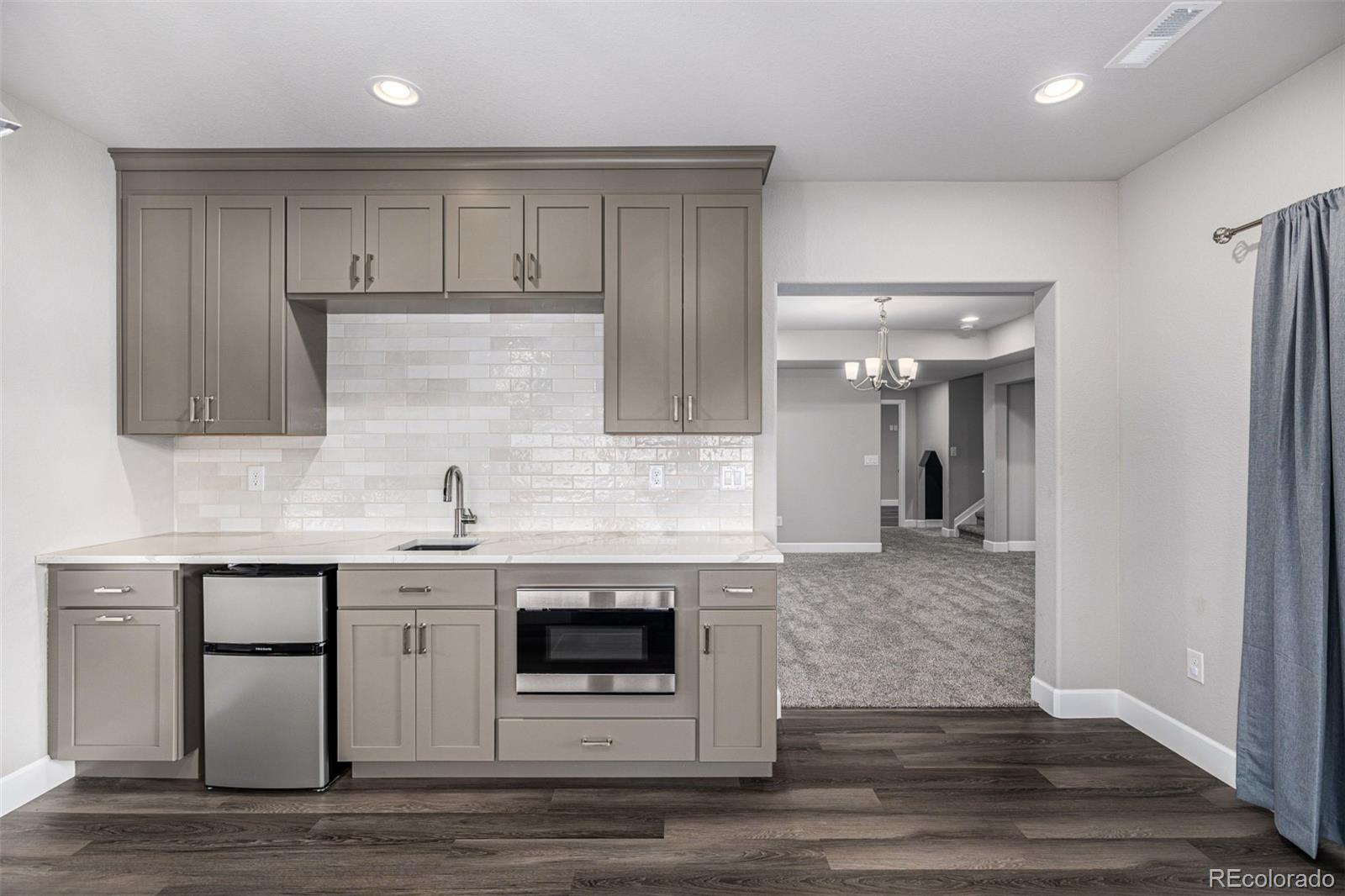 12595 W 8th Place
