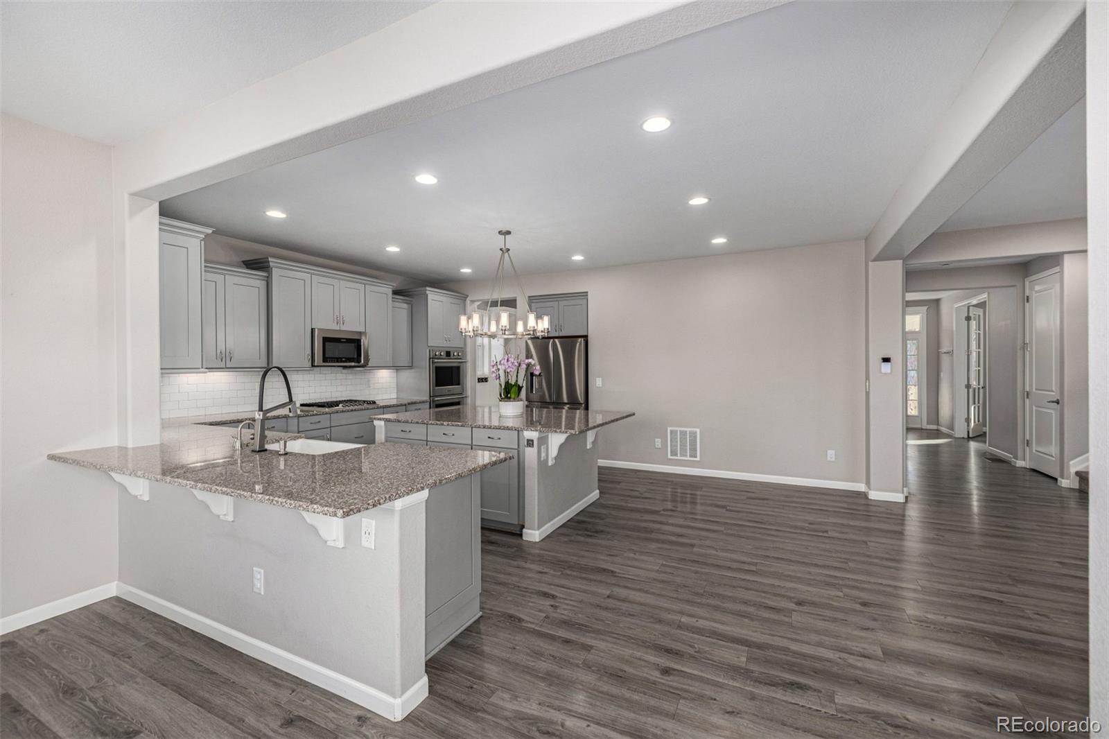 12595 W 8th Place