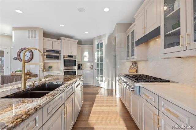 10525 Sunshower Place