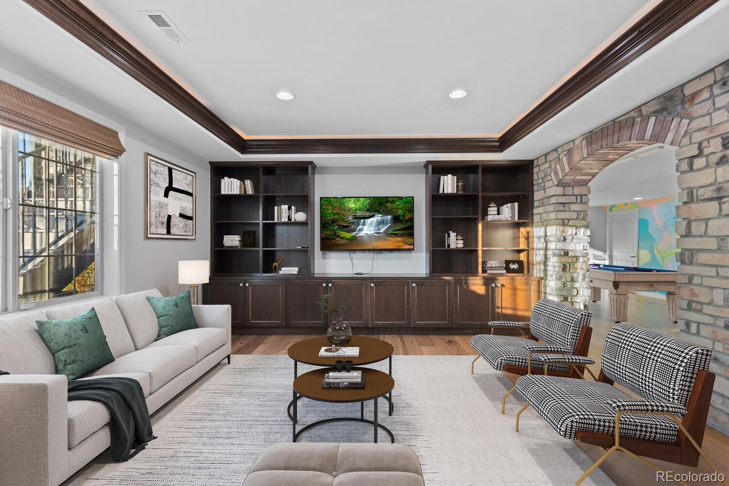 10699 Timberdash Avenue