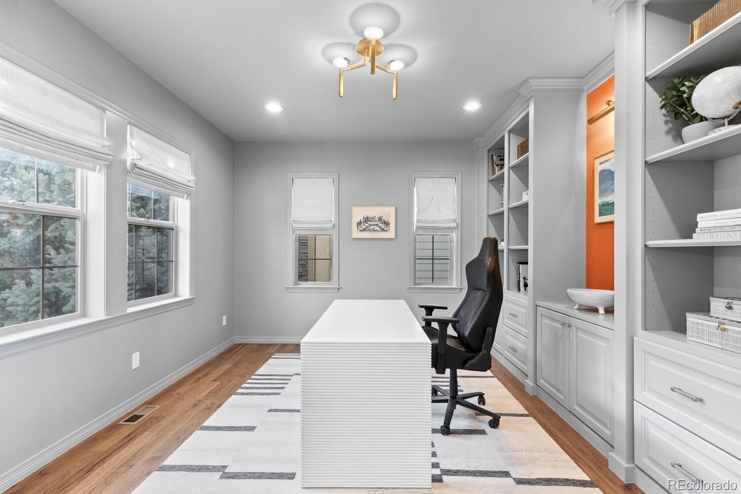 10699 Timberdash Avenue