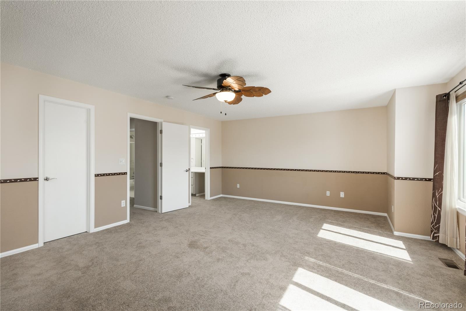 4205 E 106th Place