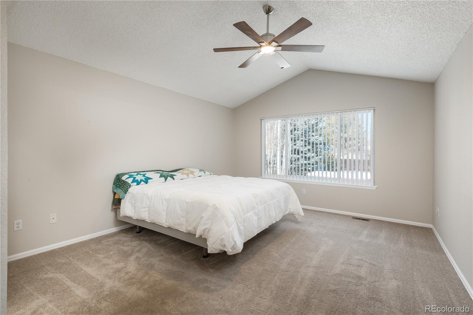4205 E 106th Place
