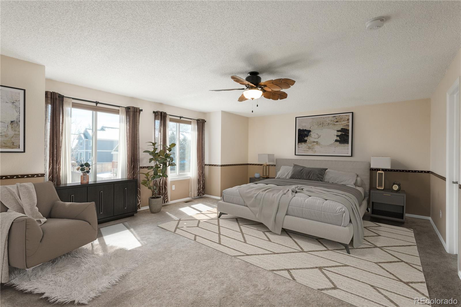 4205 E 106th Place