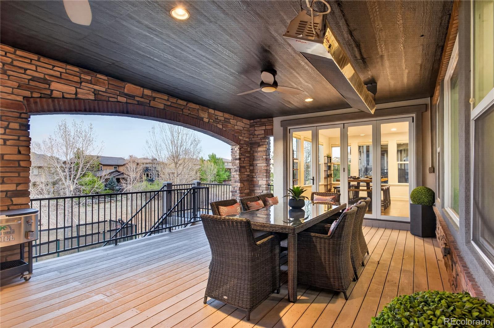 219 Maplehurst Point