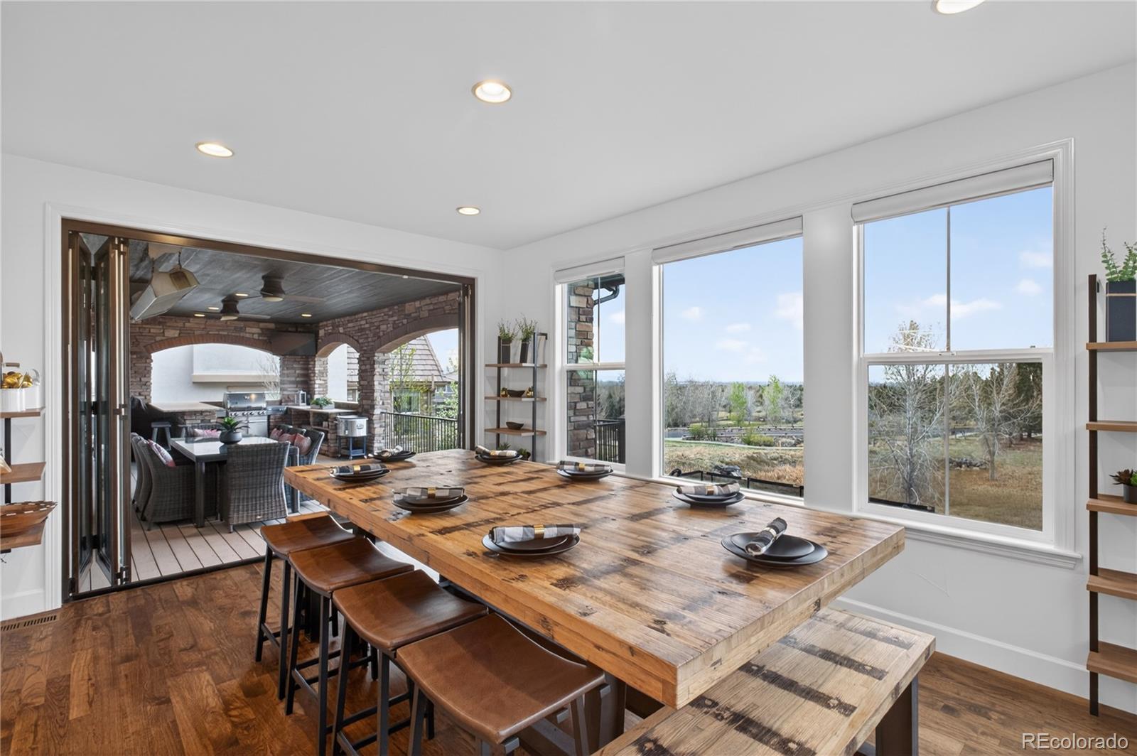 219 Maplehurst Point