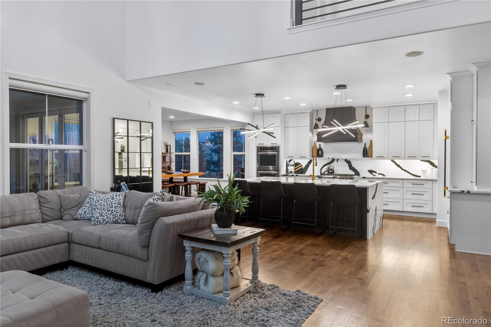 219 Maplehurst Point