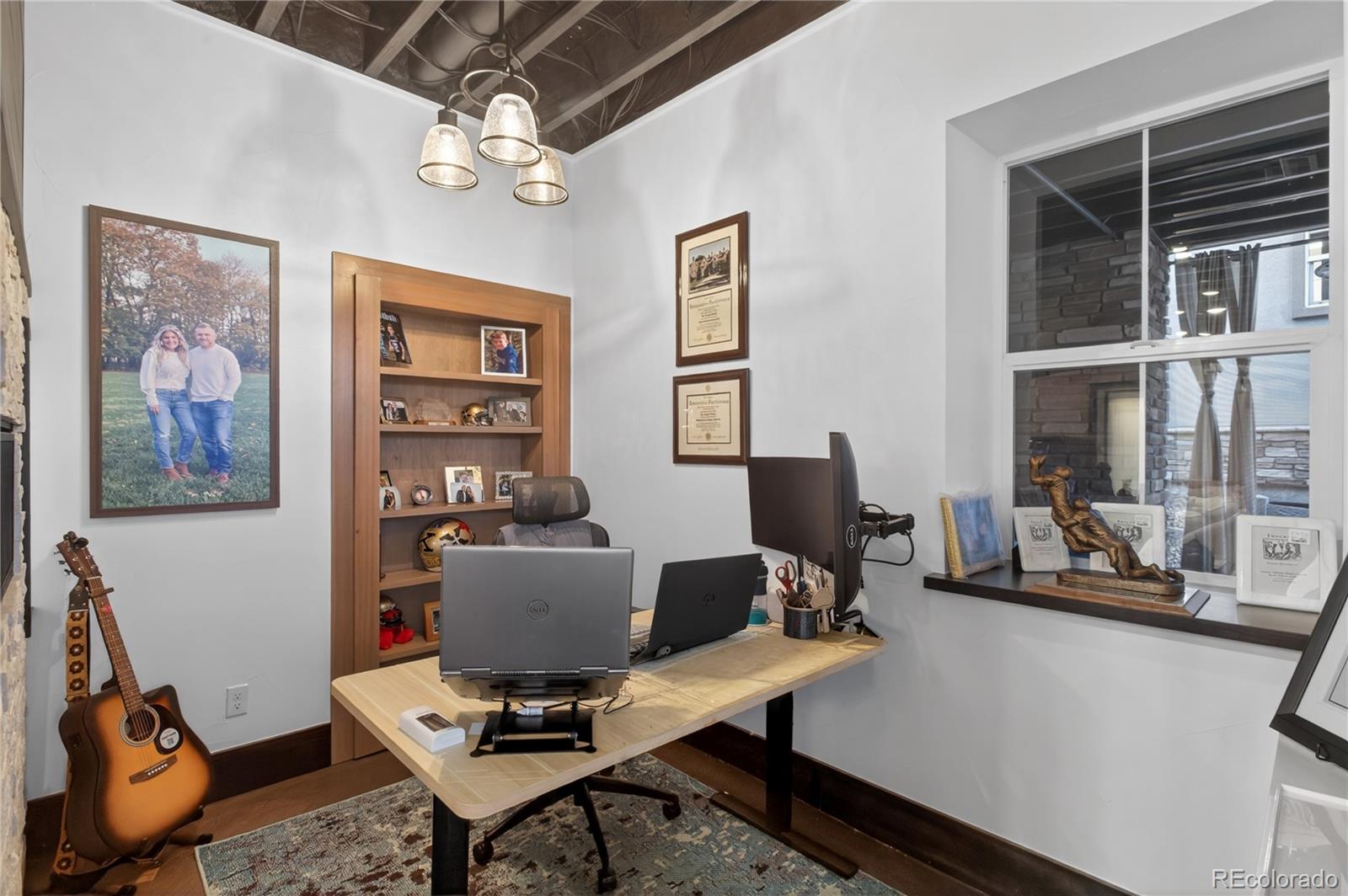 219 Maplehurst Point