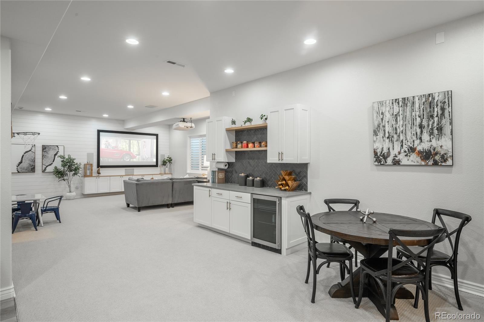 802 Braesheather Place