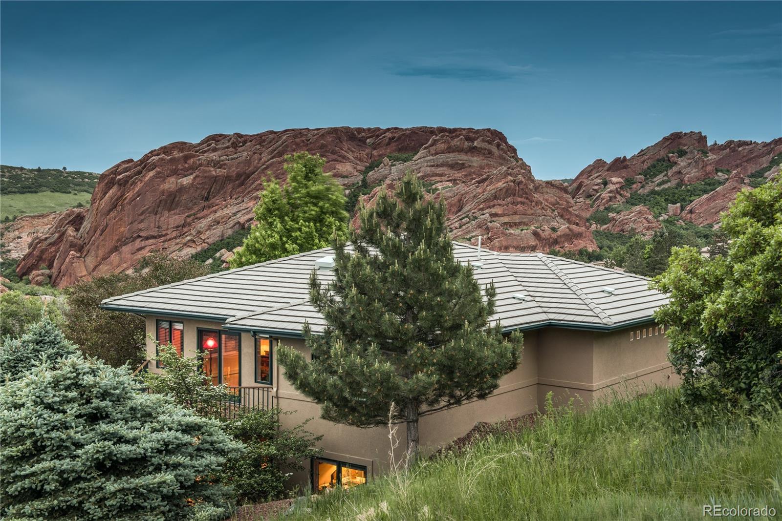 5399 Hawthorne Trail