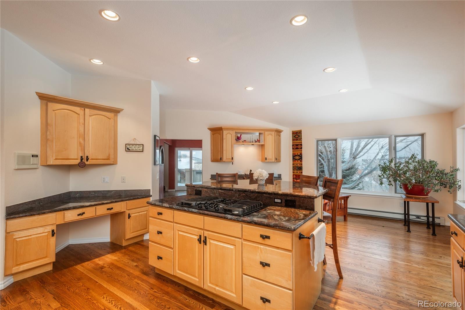 5399 Hawthorne Trail