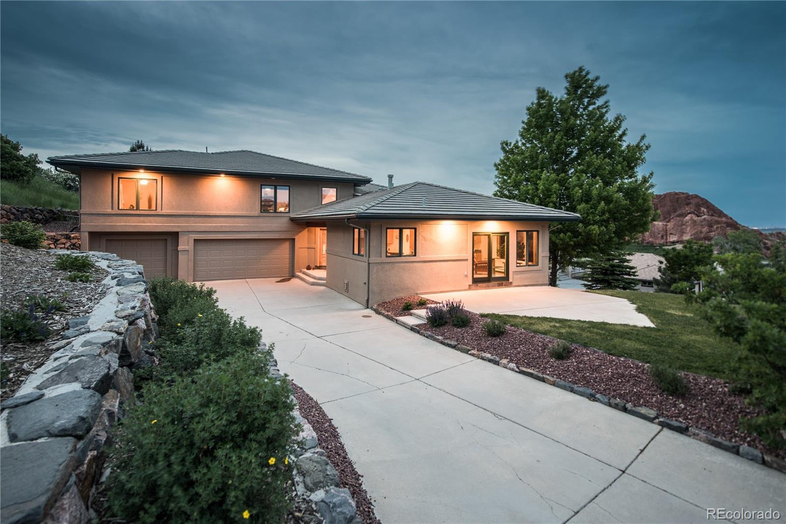 5399 Hawthorne Trail