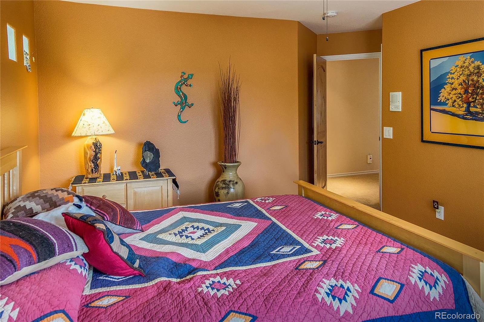 5399 Hawthorne Trail
