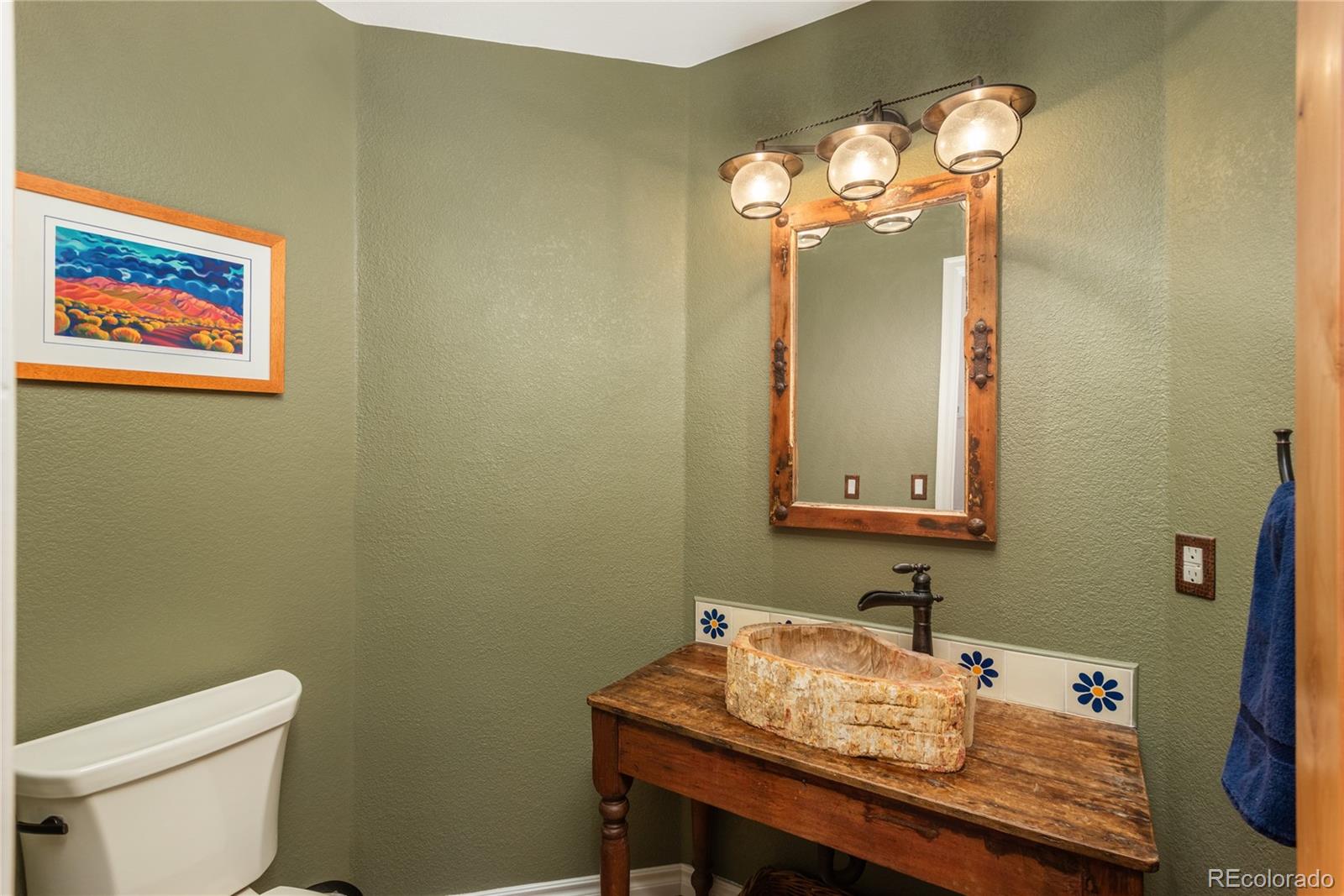 5399 Hawthorne Trail
