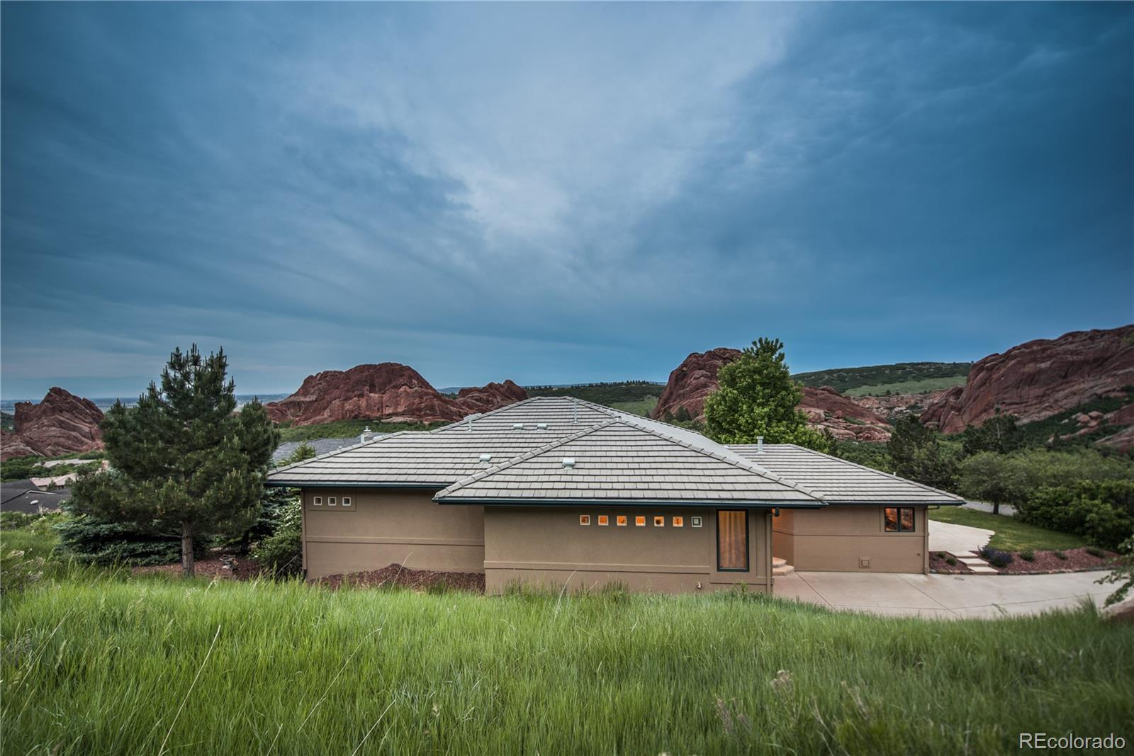 5399 Hawthorne Trail
