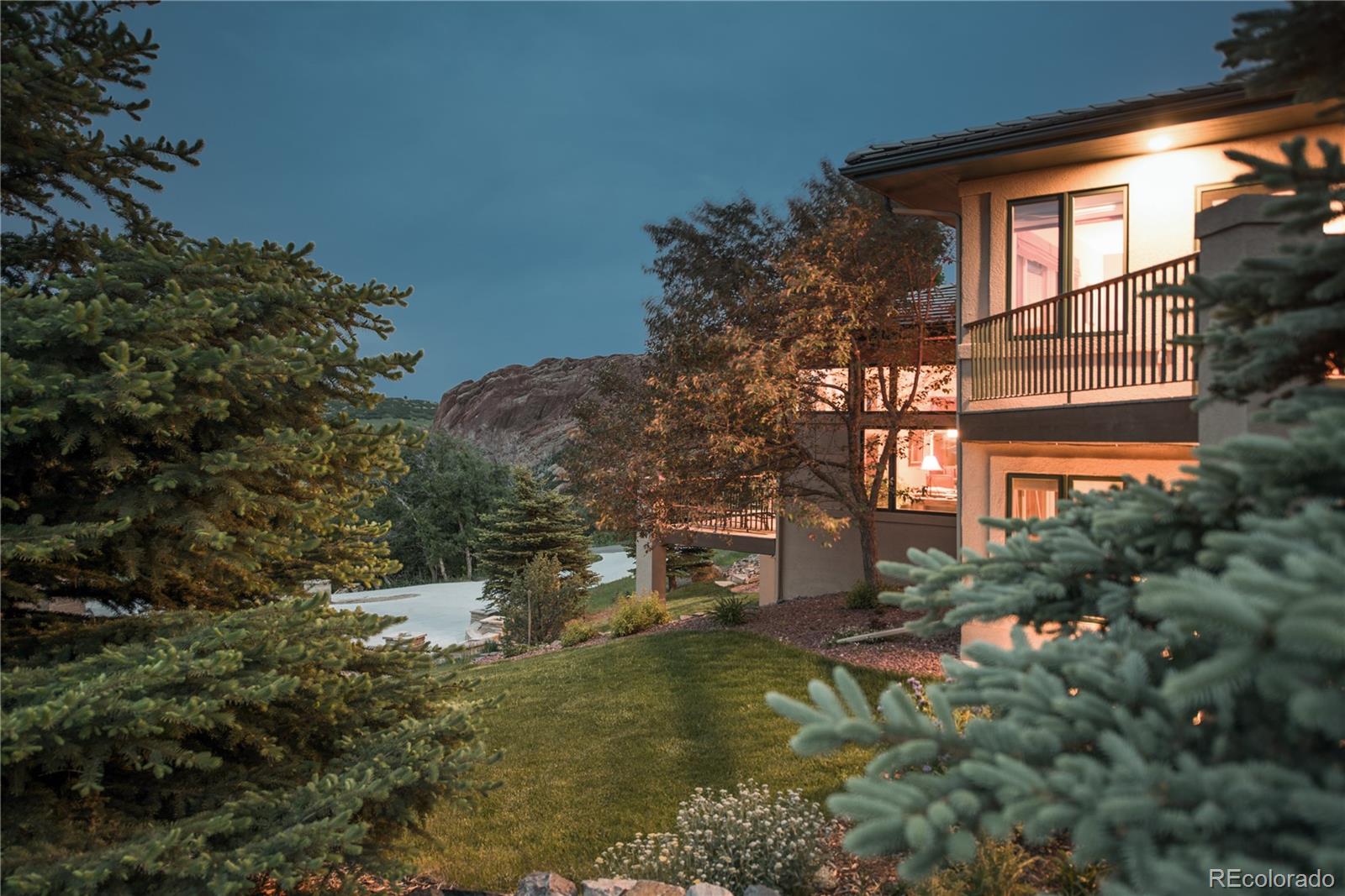 5399 Hawthorne Trail