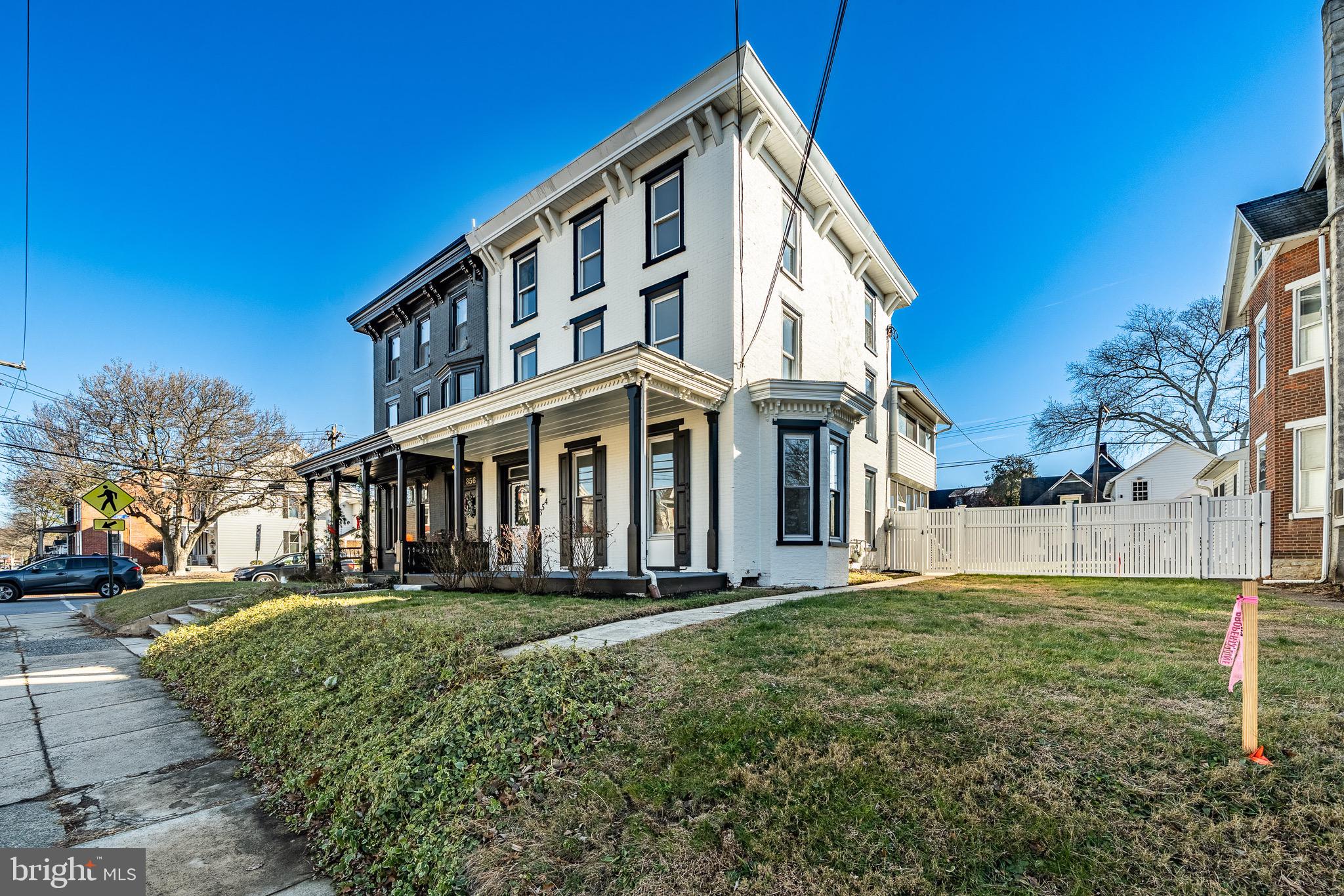 354 E LANCASTER AVENUE