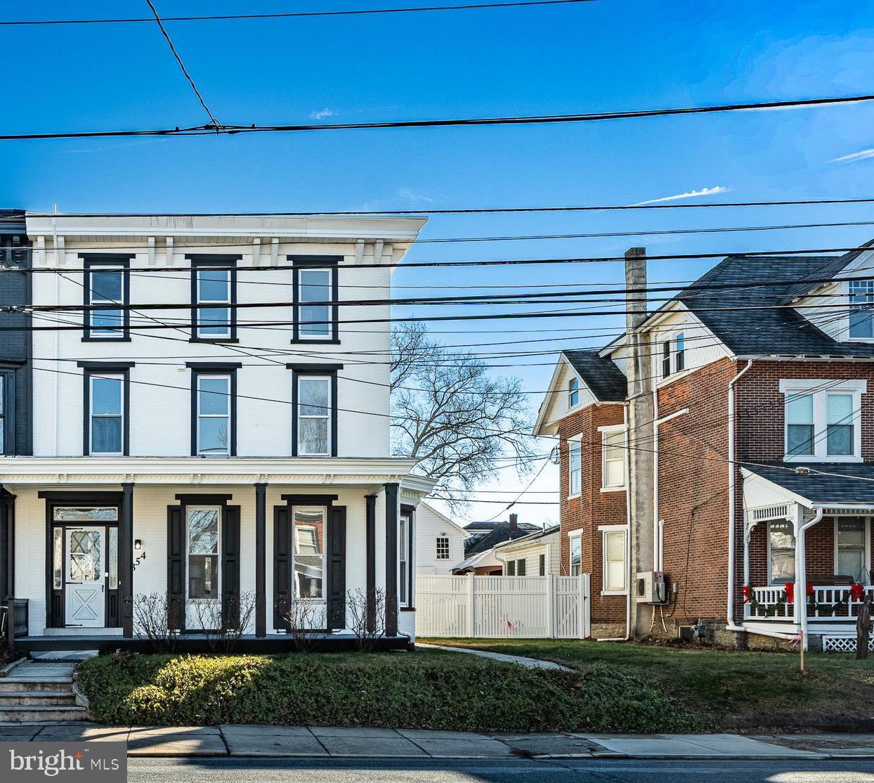 354 E LANCASTER AVENUE