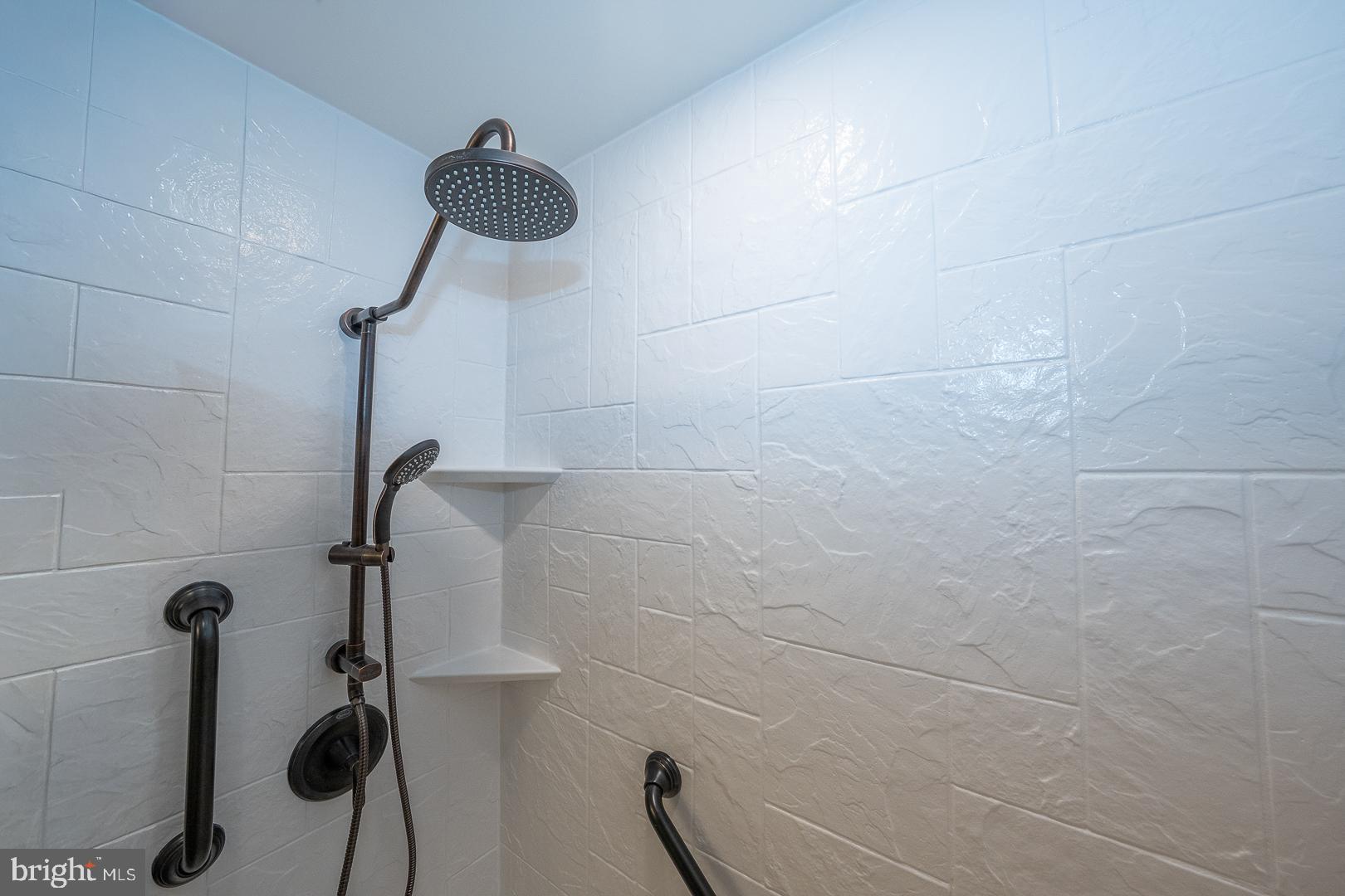 335 PAOLI POINTE DRIVE 335