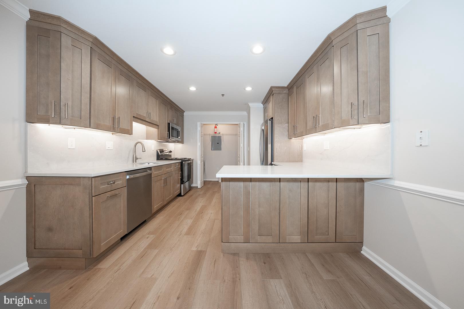 335 PAOLI POINTE DRIVE 335
