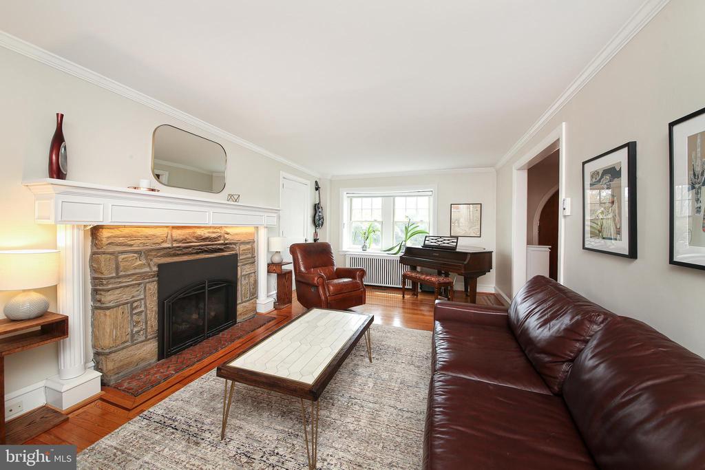 20 HILLSIDE ROAD