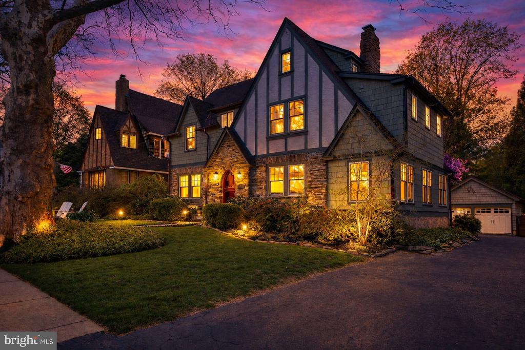 20 HILLSIDE ROAD