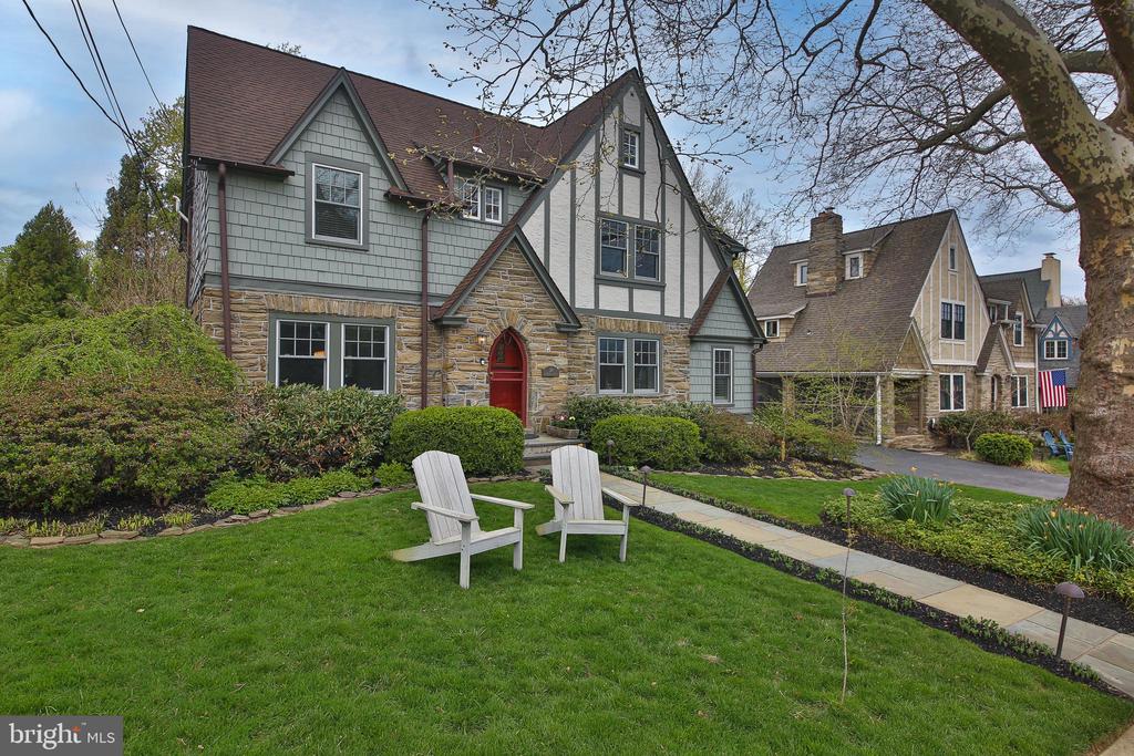 20 HILLSIDE ROAD