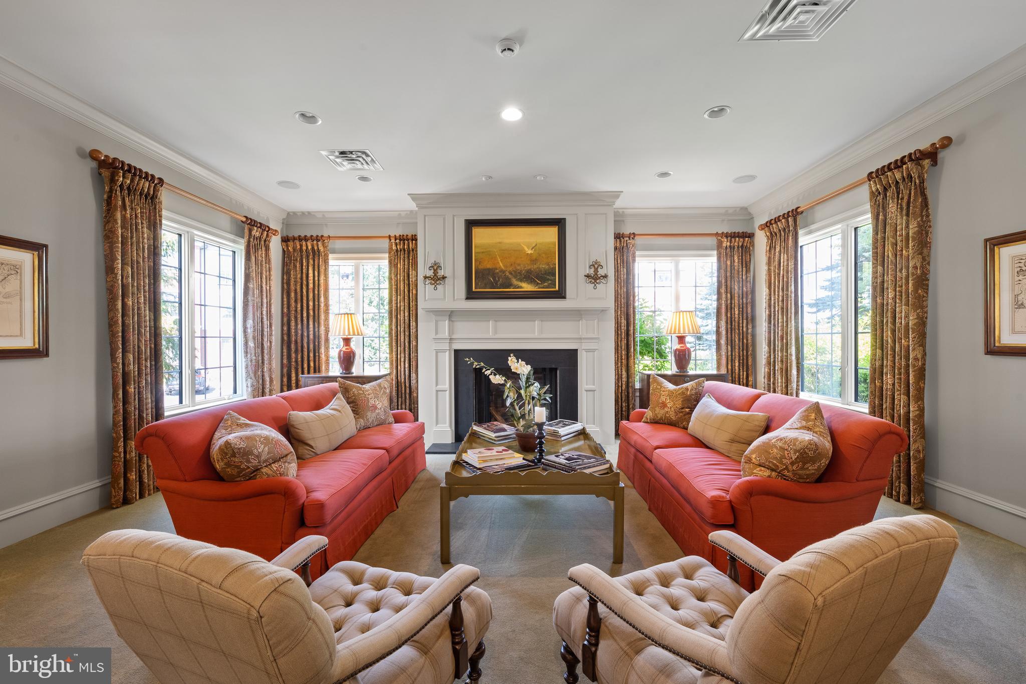 6304 PARKVIEW DRIVE