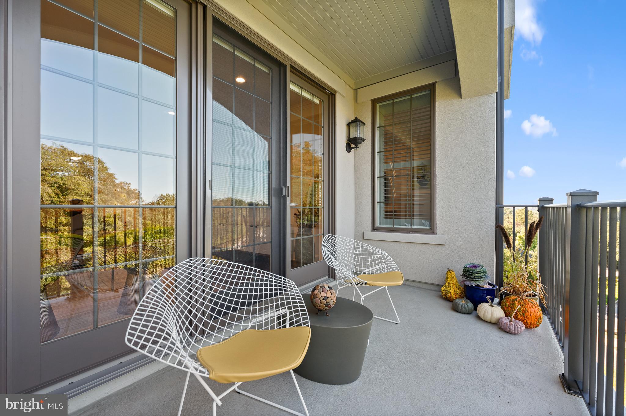 6304 PARKVIEW DRIVE