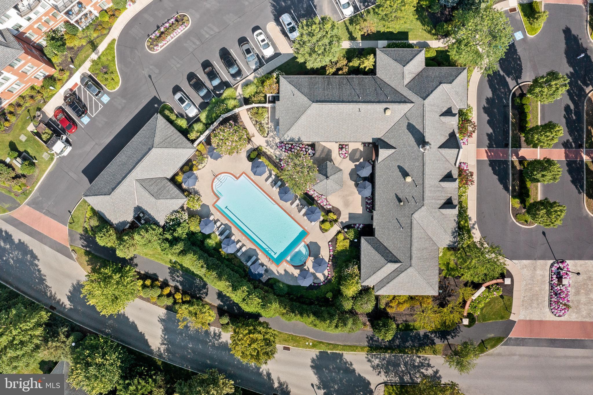 6304 PARKVIEW DRIVE