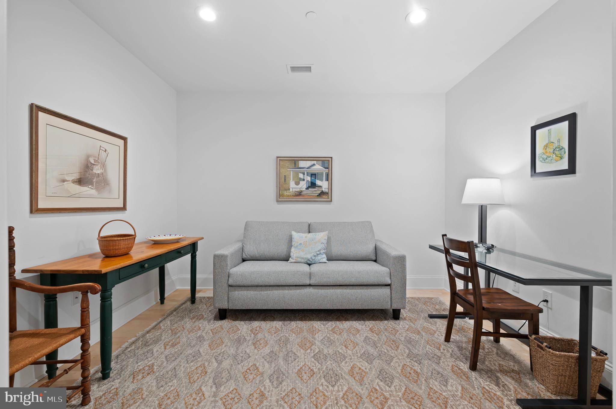 6306 PARKVIEW DRIVE