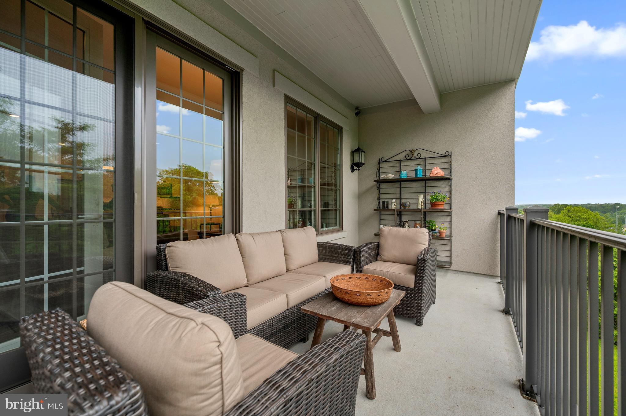 6306 PARKVIEW DRIVE