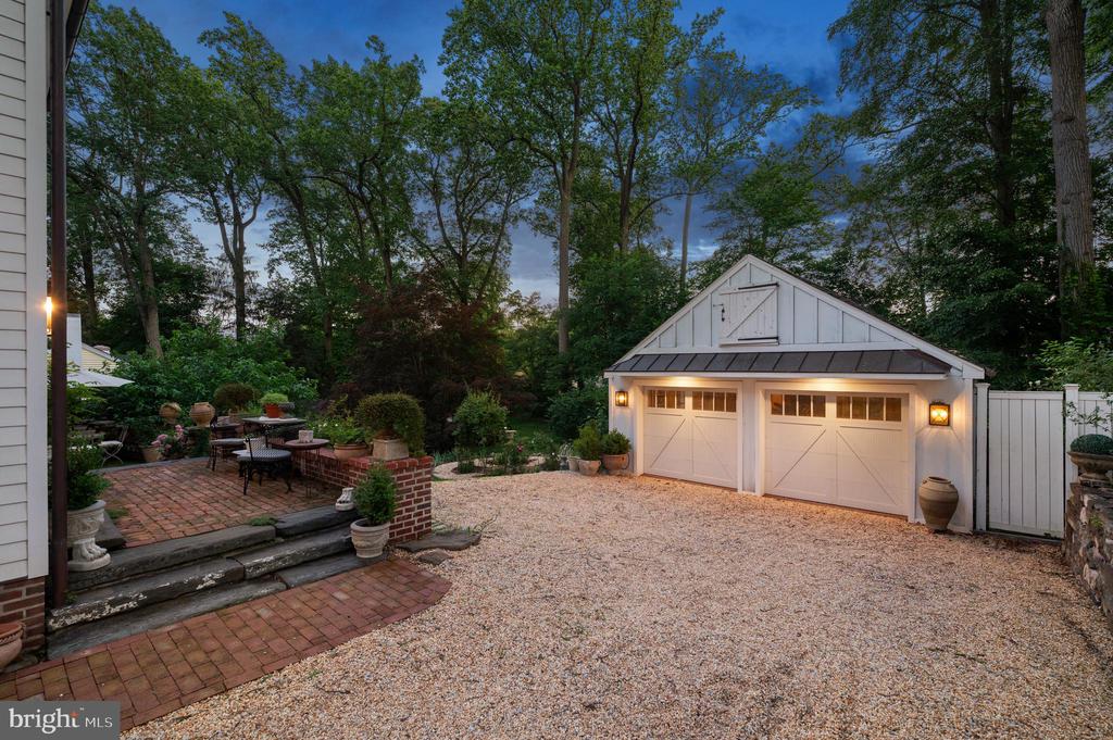 414 RADNOR ROAD