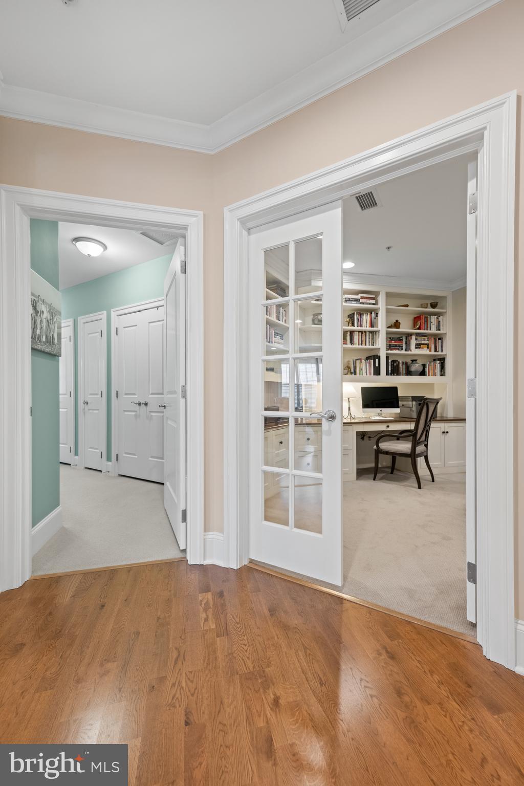 4102 PARKVIEW DRIVE