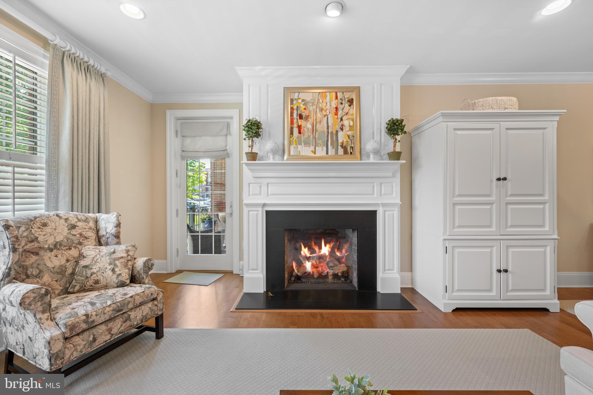 4102 PARKVIEW DRIVE