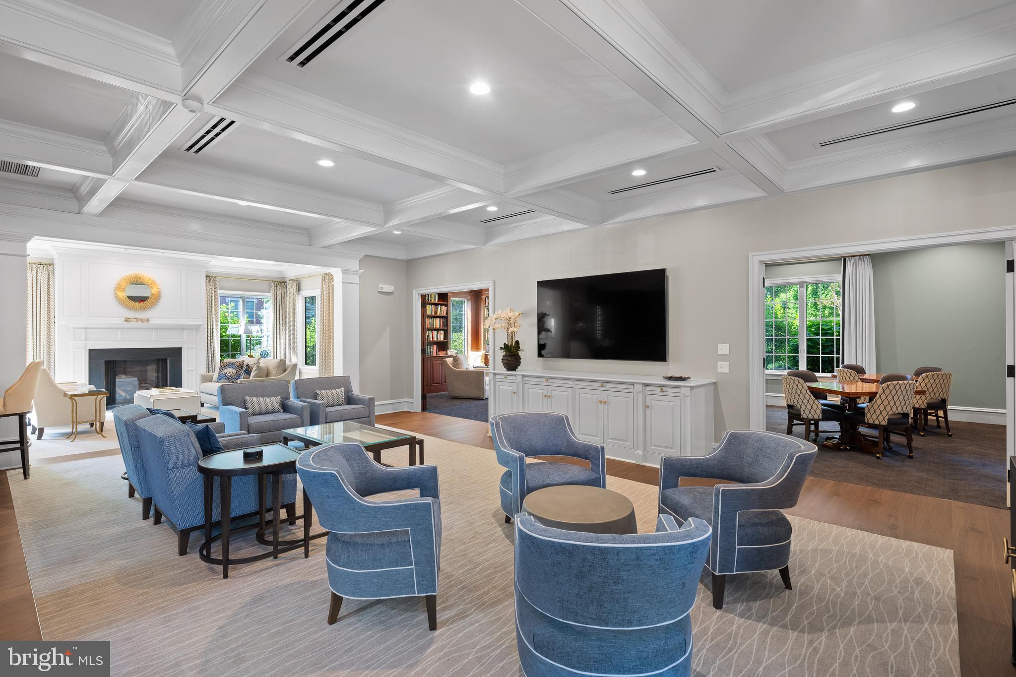 4102 PARKVIEW DRIVE