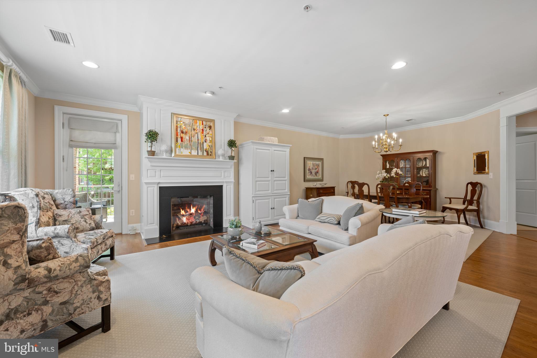 4102 PARKVIEW DRIVE