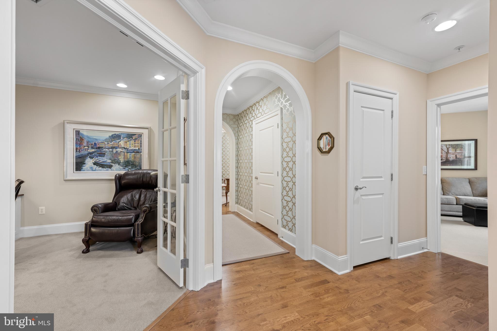 4102 PARKVIEW DRIVE