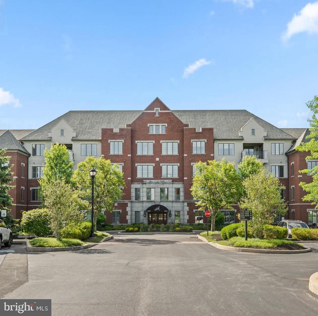 5304 PARKVIEW DRIVE