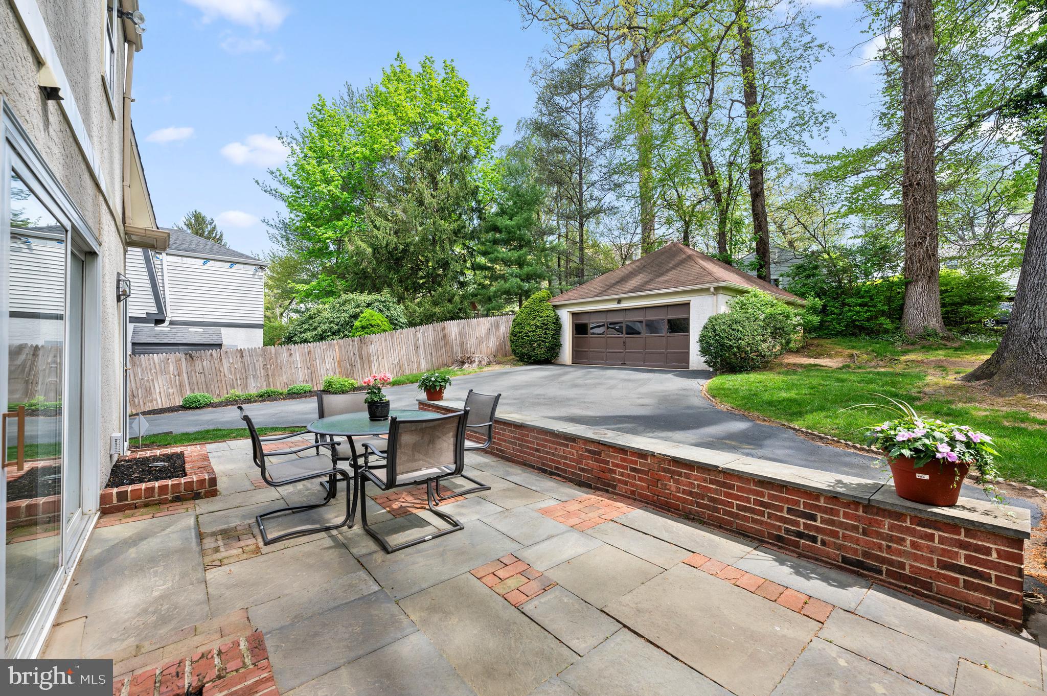 1224 KNOX ROAD