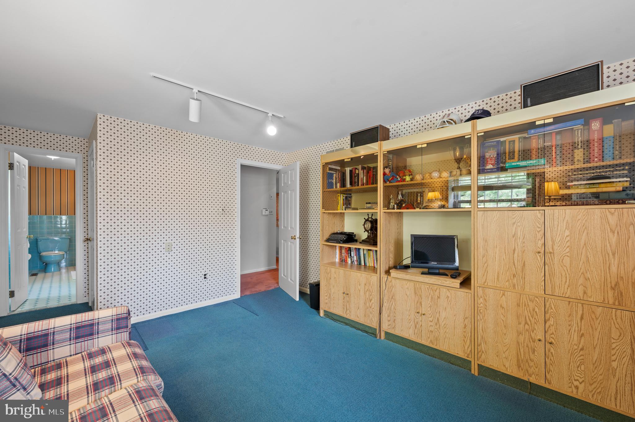 1224 KNOX ROAD